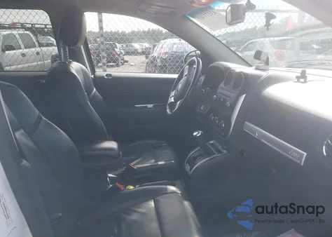 2017 Jeep Compass High Altitude 4X4 from USA, damaged, VIN 1C4NJDEB2HD130225